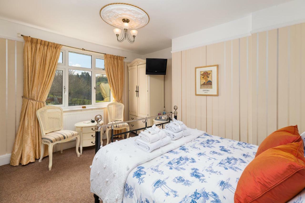 אילפרקומב Langleigh Guest House מראה חיצוני תמונה